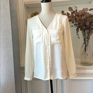 Forever21 Long Sleeves V-neck HiLo Cream Blouse size S
